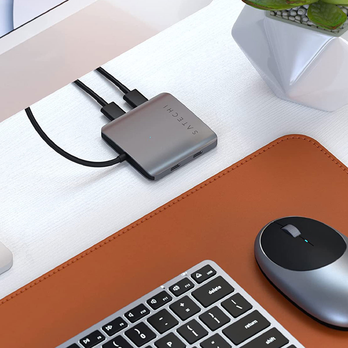 Хаб Satechi USB-C 4-Port Space Gray для MacBook | iPad