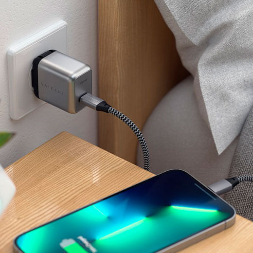 Швидкий зарядний пристрій Satechi USB-C PD 20W купити