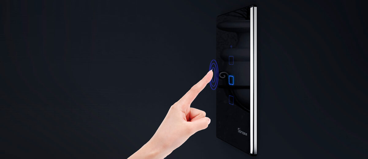Чорний сенсорний вимикач Sonoff TX T3EU1C HomeKit