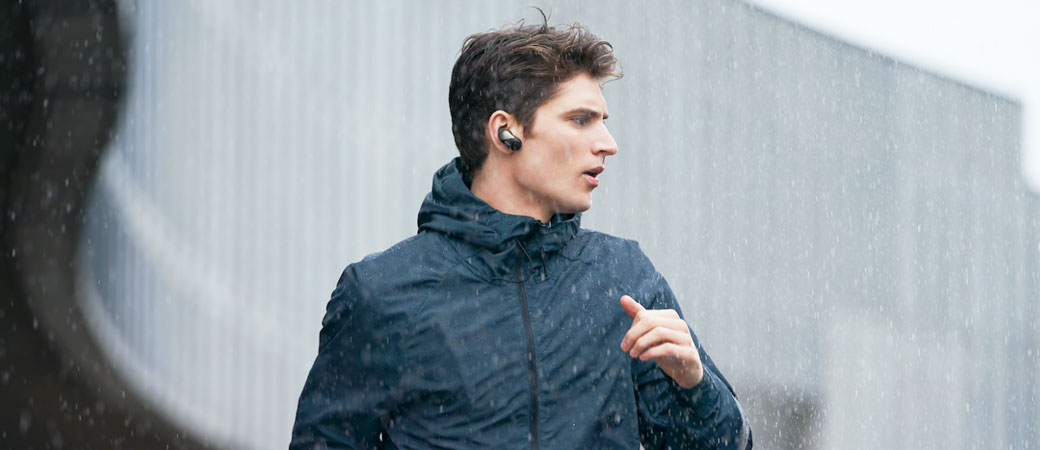 Беспроводные наушники Sony WF-SP700N Black с зарядным кейсом