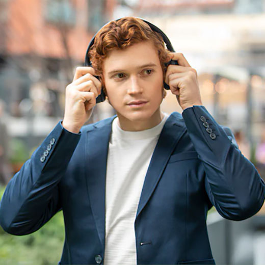 Бездротові навушники з шумопоглинання Sony WH-1000XM4 Black