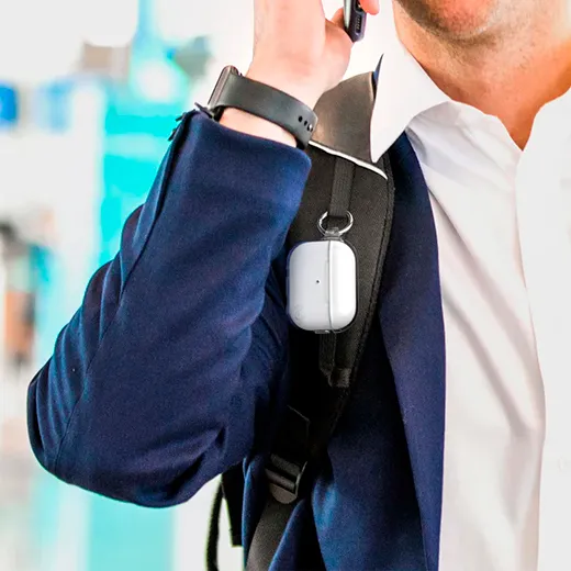 Пластиковый чехол Speck Presidio Case Clear для AirPods Pro 2 с антимикробным слоем