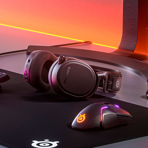 Беспроводная компьютерная гарнитура SteelSeries Arctis 9 купить