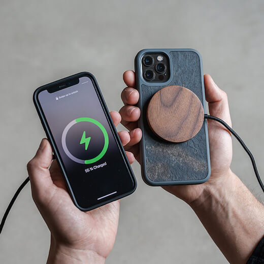 Каменный чехол Woodcessories Bumper Case Camo Grey MagSafe для iPhone 13 идеально совместим с MagSafe