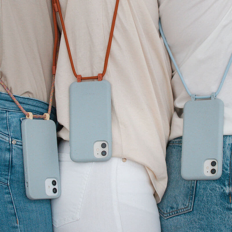 Минималистичный дизайн эко-чехла Woodcessories Crossbody Case Pastel Blue для iPhone 13 Pro