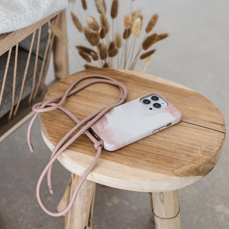 Органичный эко-чехол с ремешком Woodcessories Crossbody Change Case Batic Clay Red для iPhone 13 Pro Max