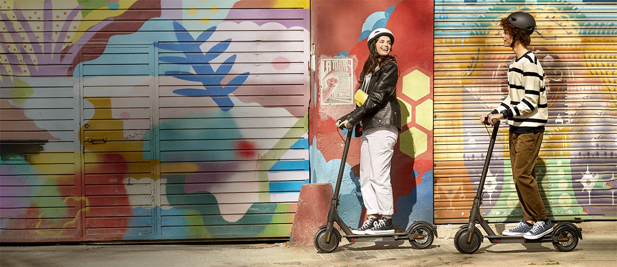 Электросамокат Xiaomi Mi Electric Scooter Essential