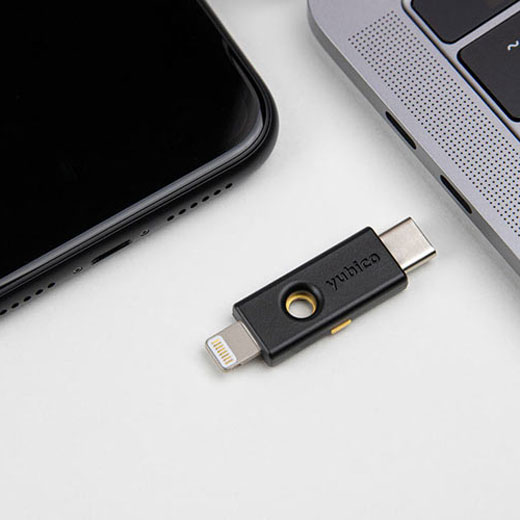 Електронний захисний ключ FIDO Yubico YubiKey 5Ci
