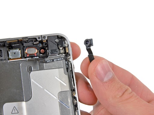 Заміна фронтальної камери iPhone 5 