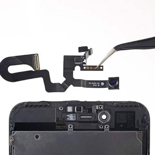 Заміна фронтальної камери iPhone 7