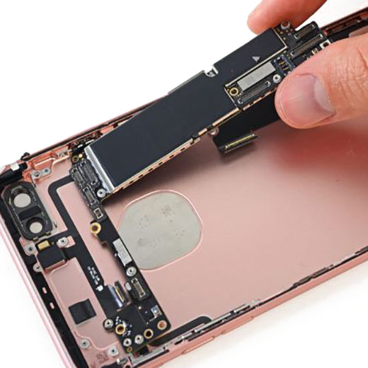 Замена материнской платы iPhone 7