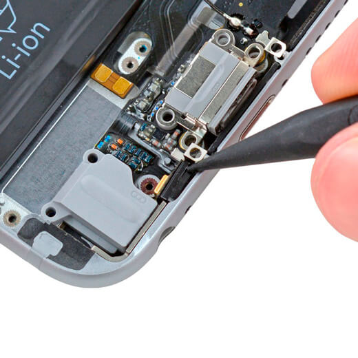 Замена микрофона iPhone XR