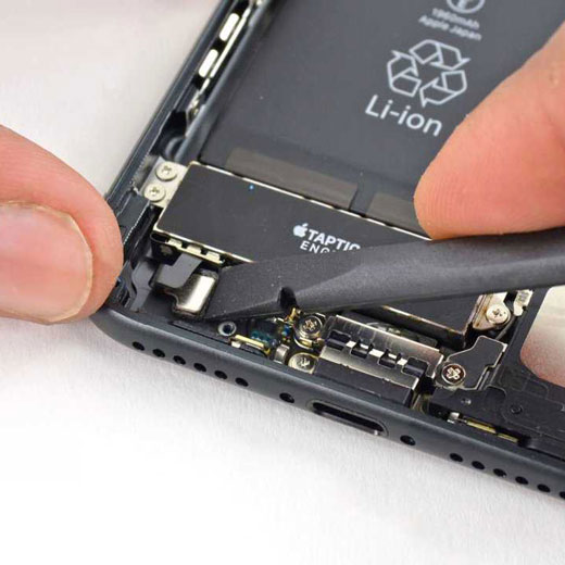 Замена виброзвонка iPhone 12 Pro Max