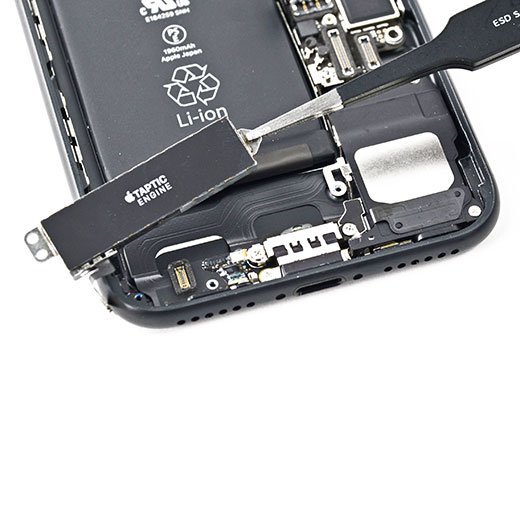 Заміна вібродзвоника iPhone 7