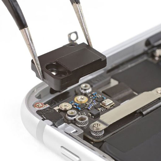 Замена Wi-Fi антенны iPhone 8